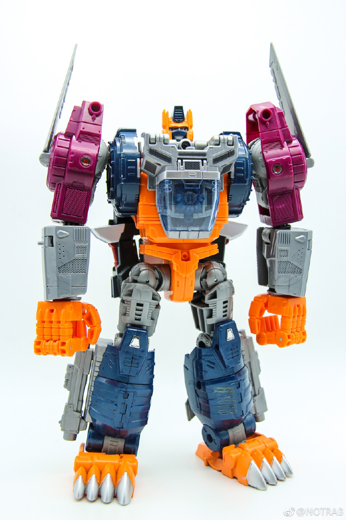 Optimal Optimus In Hand Images of Beast Wars Power of the